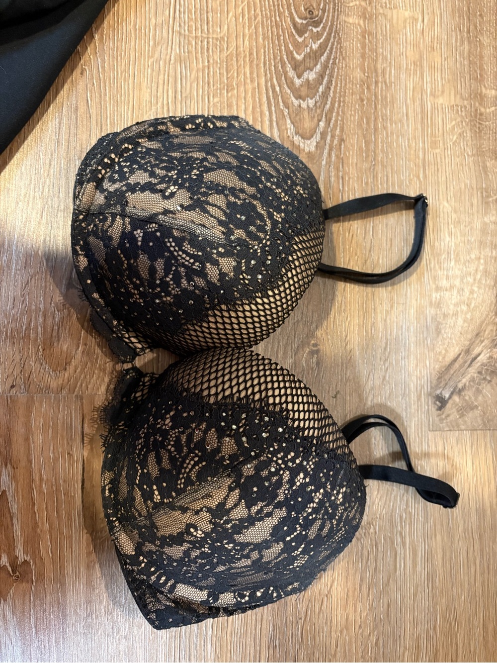 OFFERS OPEN! Victoria's Secret black Lace Mesh Push-Up Bra 32DD - Picture 8 of 9